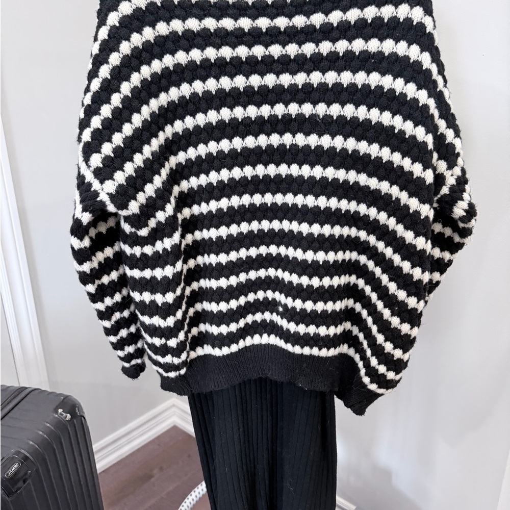 Black & White Striped V-Neck Button Cardigan Sweater - Picture 2 of 2